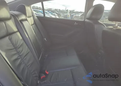 2010 Nissan Altima Base z USA, uszkodzony, nr VIN 1N4AL2AP4AN456919